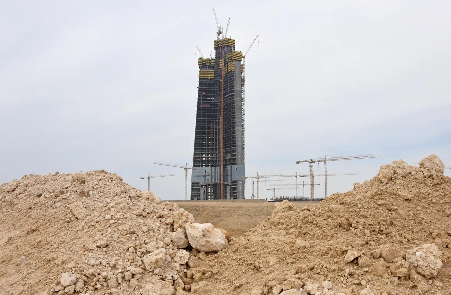 Сейчас Jeddah Tower выглядит так.
