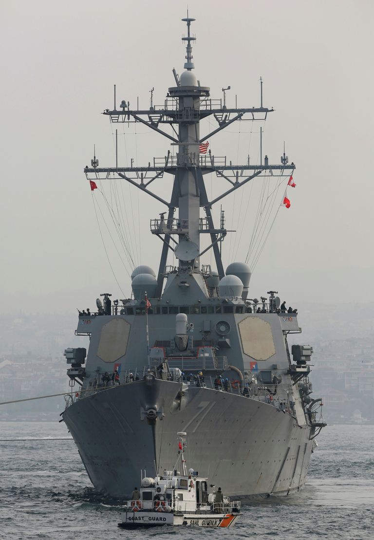 Rünnakus osalenud Arleigh Burke klassi raketihävitaja USS Ross