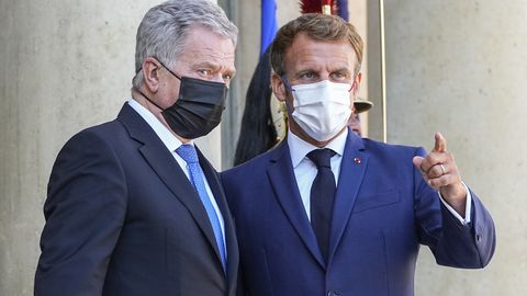 Niinistö ja Macron arutasid olukorda Ukrainas ja Euroopa julgeolekut