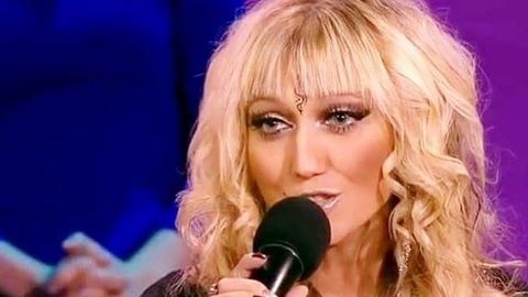 Больная раком певица Лама Сафонова госпитализирована в тяжелом состоянии