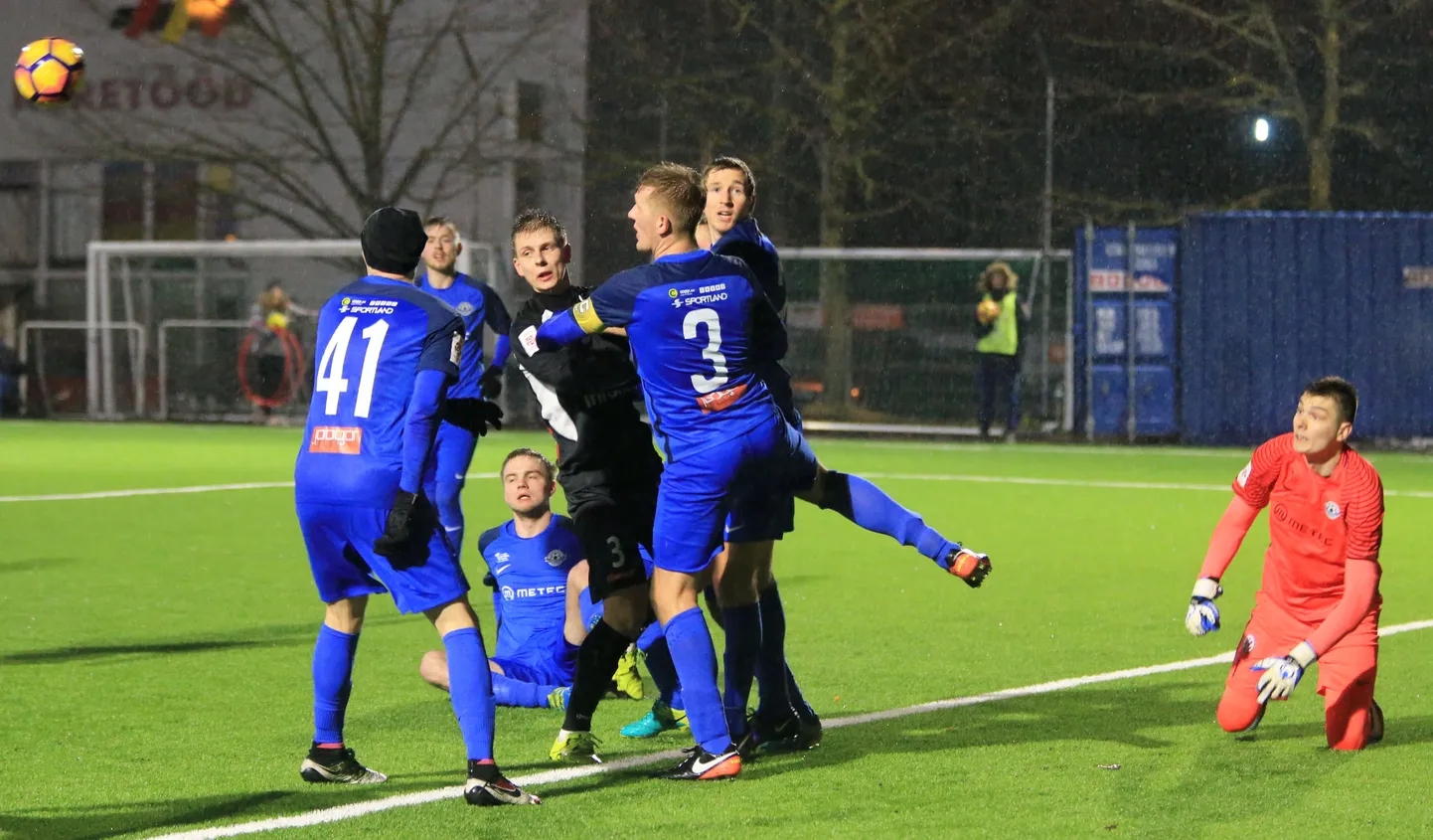 Kui avavoorus suutis Tammeka üle mängida valitseva meistri FCI, siis kohtumistes Pärnu ja Narvaga on tulnud leppida viigipunktiga.