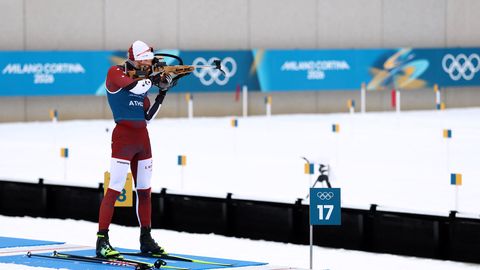 Rastorgujevs 30. vietā un Lozbers - 32. vietā 10 km sprintā, kurā uzvar Fijons-Majē