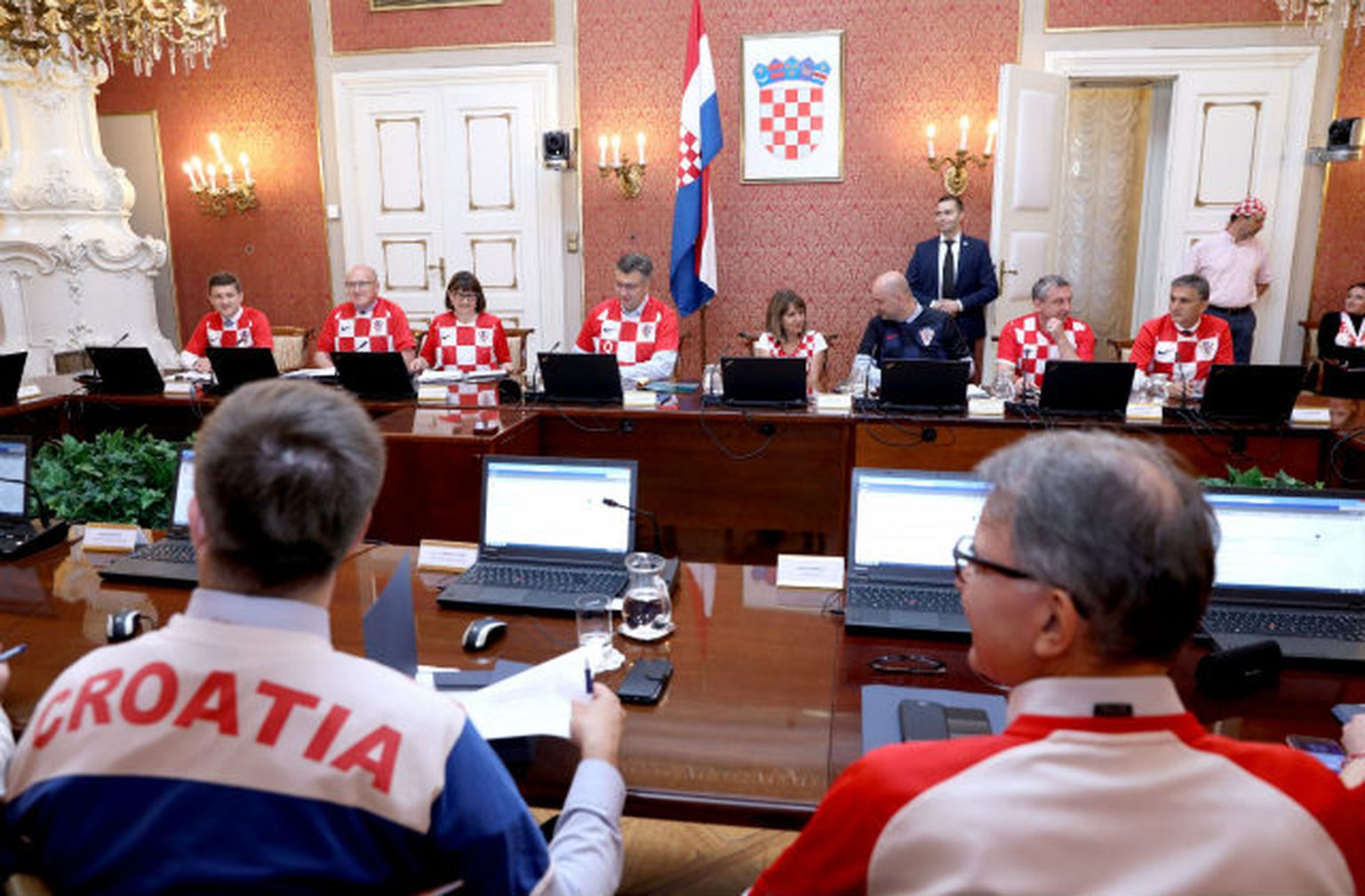 Заседание правительства Хорватии после победы национальной сборной над Англией