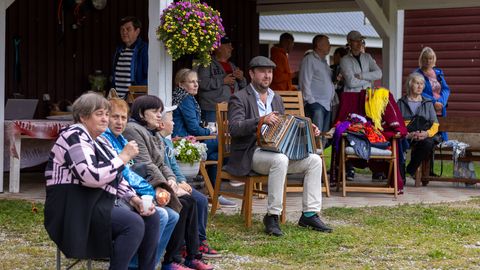 Üks küla alustas, naabrid tulid kaasa ja nii kasvas välja kolme küla ühine juubeliaasta tähistamine