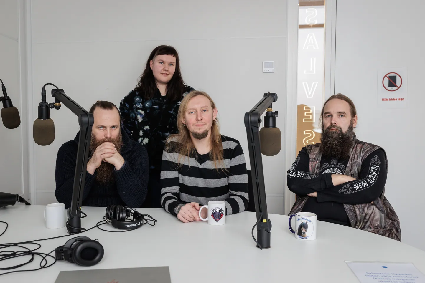 Ansambel Metsatöll. Vasakult Raivo Piirsalu, Tõnis Noevere ja Markus Teeäär. Pildilt puudib Lauri Õunapuu