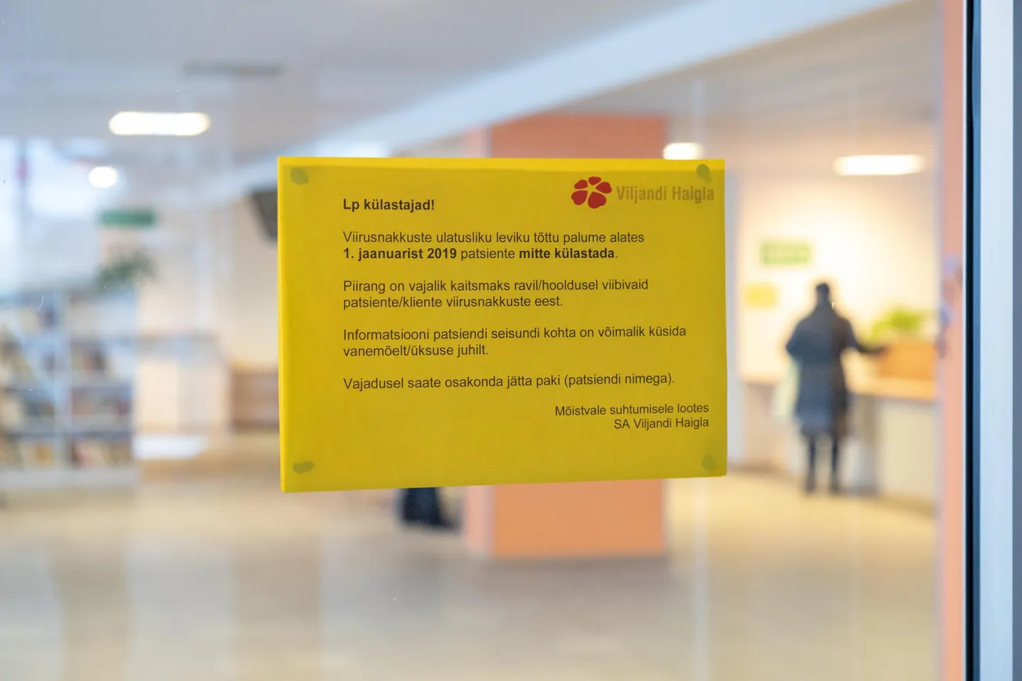 70 päeva haigla välisuksel rippunud külastuskeelu teade võeti esmaspäeval maha.