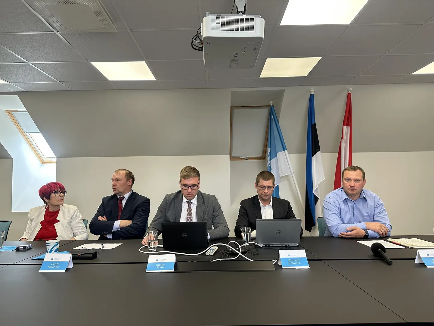 Lääneranna vallavalitsus korraldab valla koolides toimunud ümberkorralduste selgitamiseks pressikonverentsi.