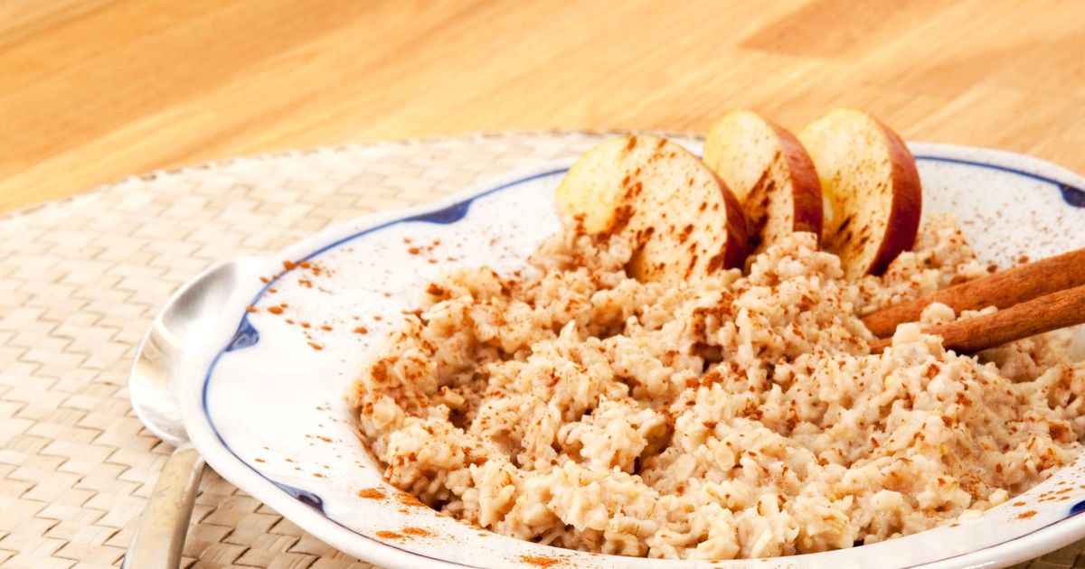 Пшенная каша с яблоком и корицей