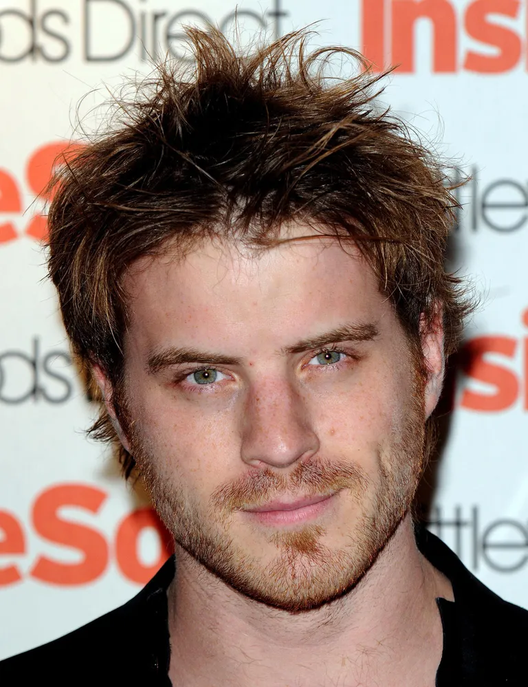 Robert Kazinsky