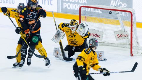 Robert Rooba koduklubi kaotas teise mängu järjest