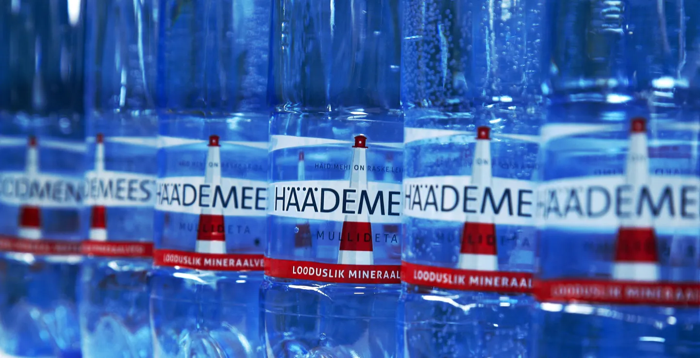 Eesti põllumajandus-kaubanduskoda omistas Häädemeeste mineraalveele pääsukest kujutava Tunnustatud Eesti Maitse märgi.