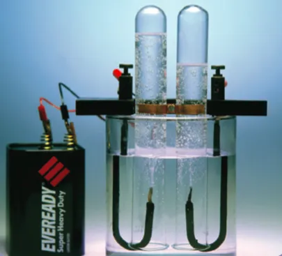 Vee elektrolüüsi demonstratsioonseade.