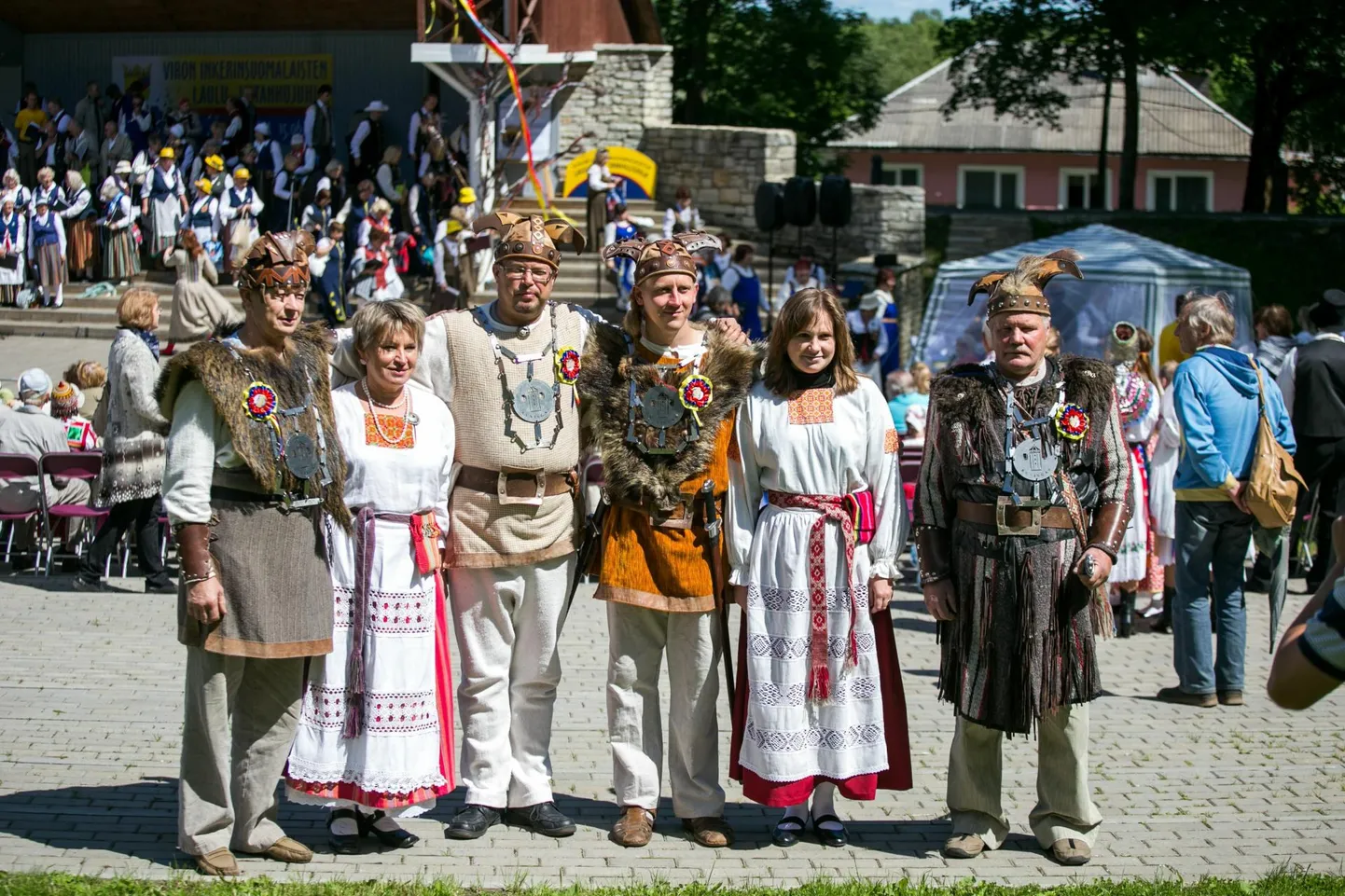 Ingerisoomlaste laulupidu rändab mööda eri paiku, laupäeval jõuab see Viljandisse.