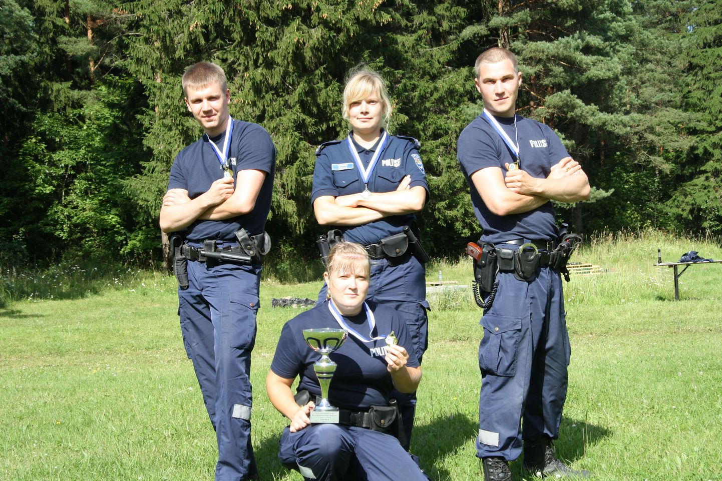 В результате напряженной борьбы самой сильной оказалась команда Йыхвиского отделения полиции (Jõhvi II) в составе: Анника Кивимяги, Трийну Орас, Александр Урб и Павел Решкин.