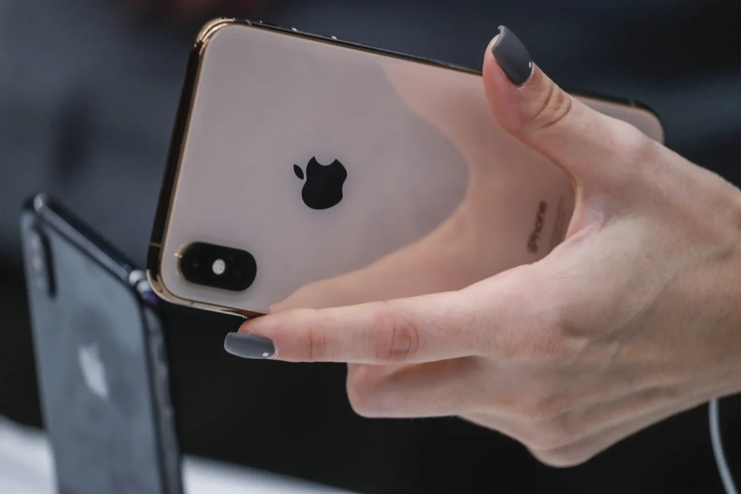 iPhone XS Max   Apple'i poes Moskvas paar aastat tagasi.