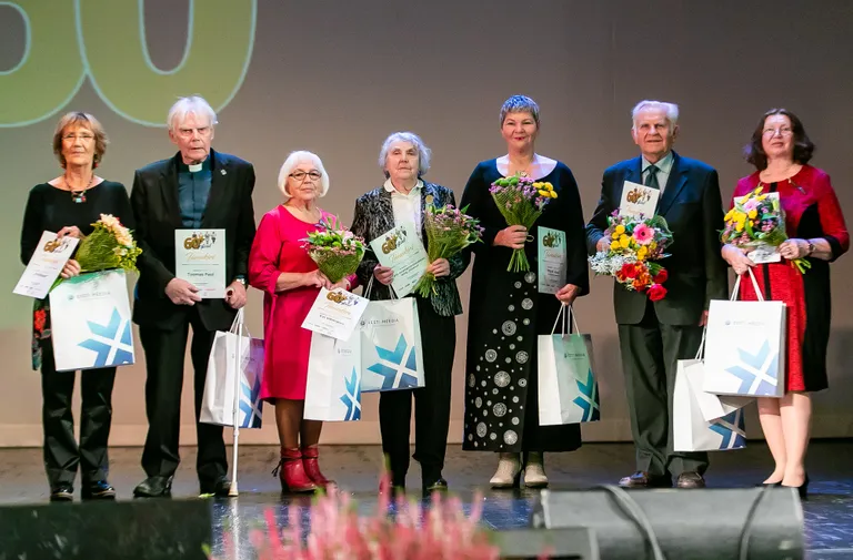 Vasakult: Reet Linna, Toomas Paul, Evi Viherpuu, Liidia Laaneoja, Piret Aus, Uno Aun ja Reet Pool.