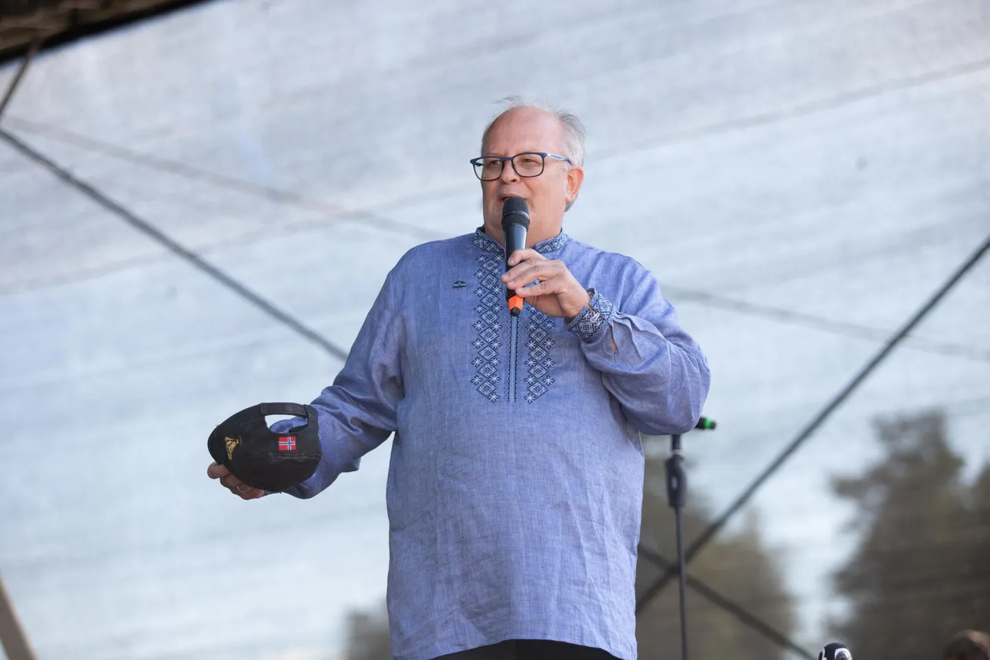 Viru Folk peakorraldaja Peep Veedlaga eesotsas on sunnitud algses festivalikavas muudatusi tegema.