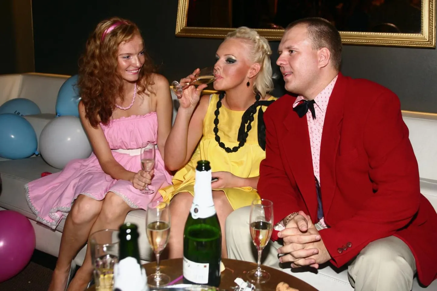 Barbie ja Keni pidu klubis Hollywood