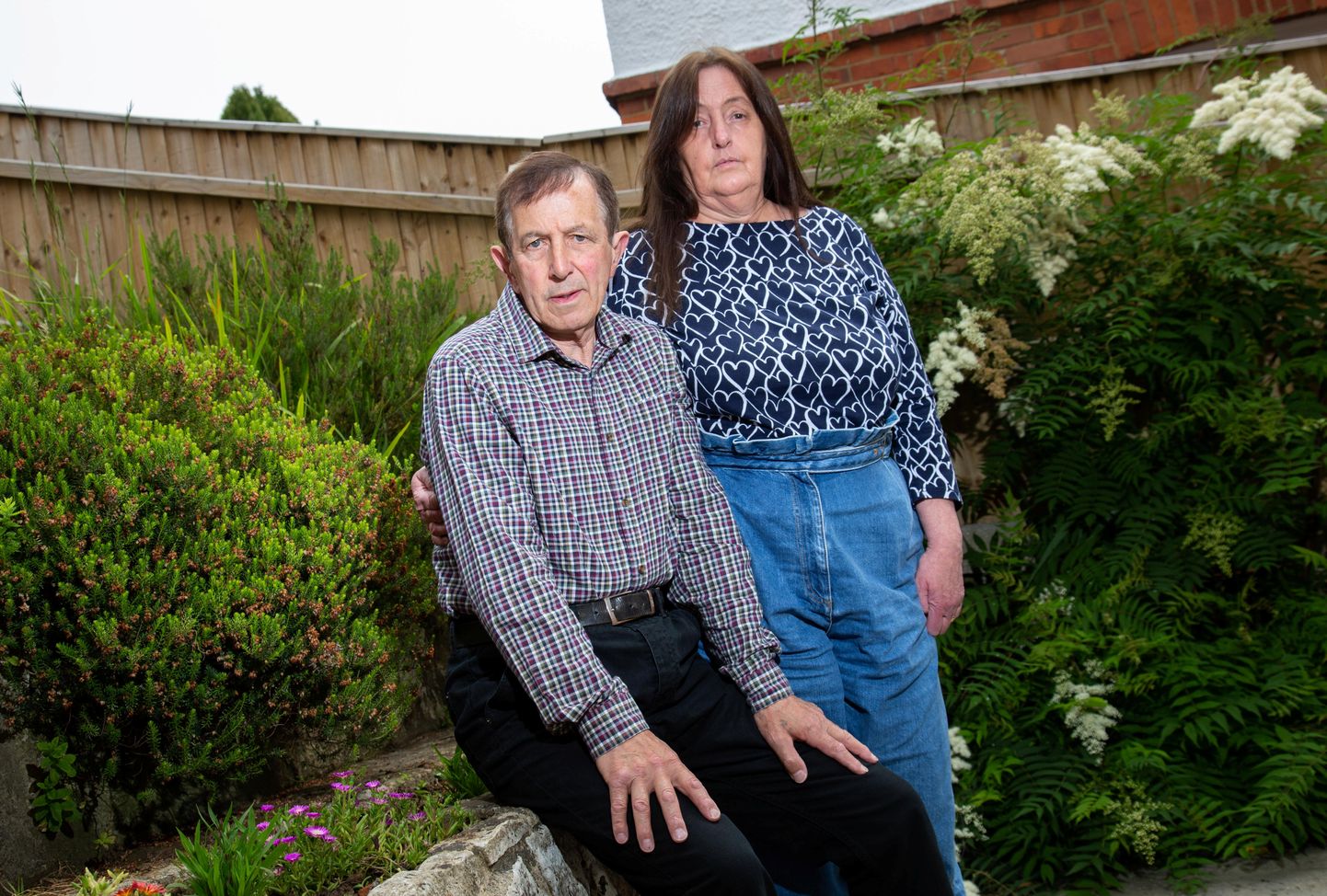 Ron ja Wendy Long, keda ähvardab oma armastusega loodud kodust ilmajäämine.