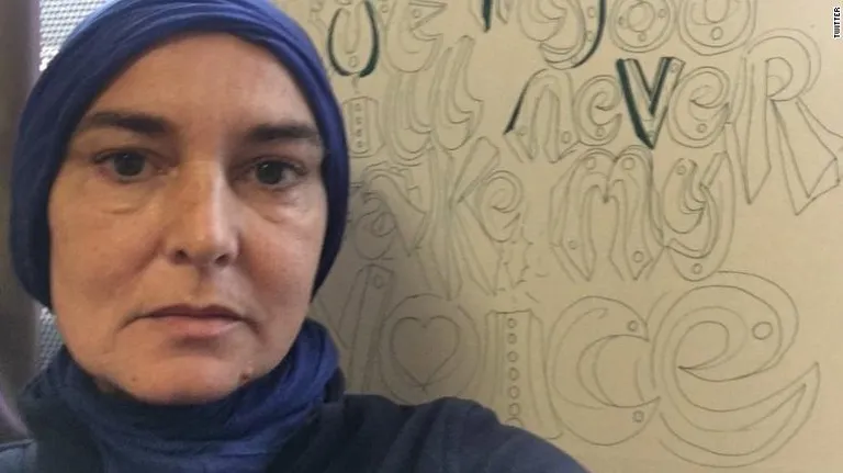 Shuhada Davitt, endise nimega Sinead O'Connor