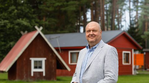 Eesti Olümpiakomitee president jätkab istumist kahel toolil