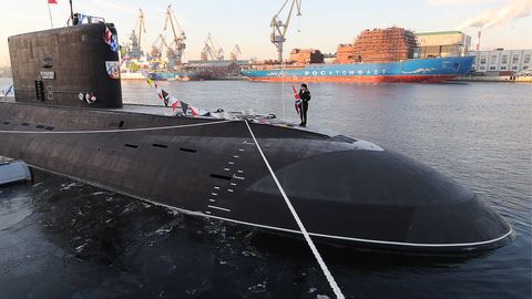 Российская подлодка провела учебные стрельбы торпедами в Балтийском море