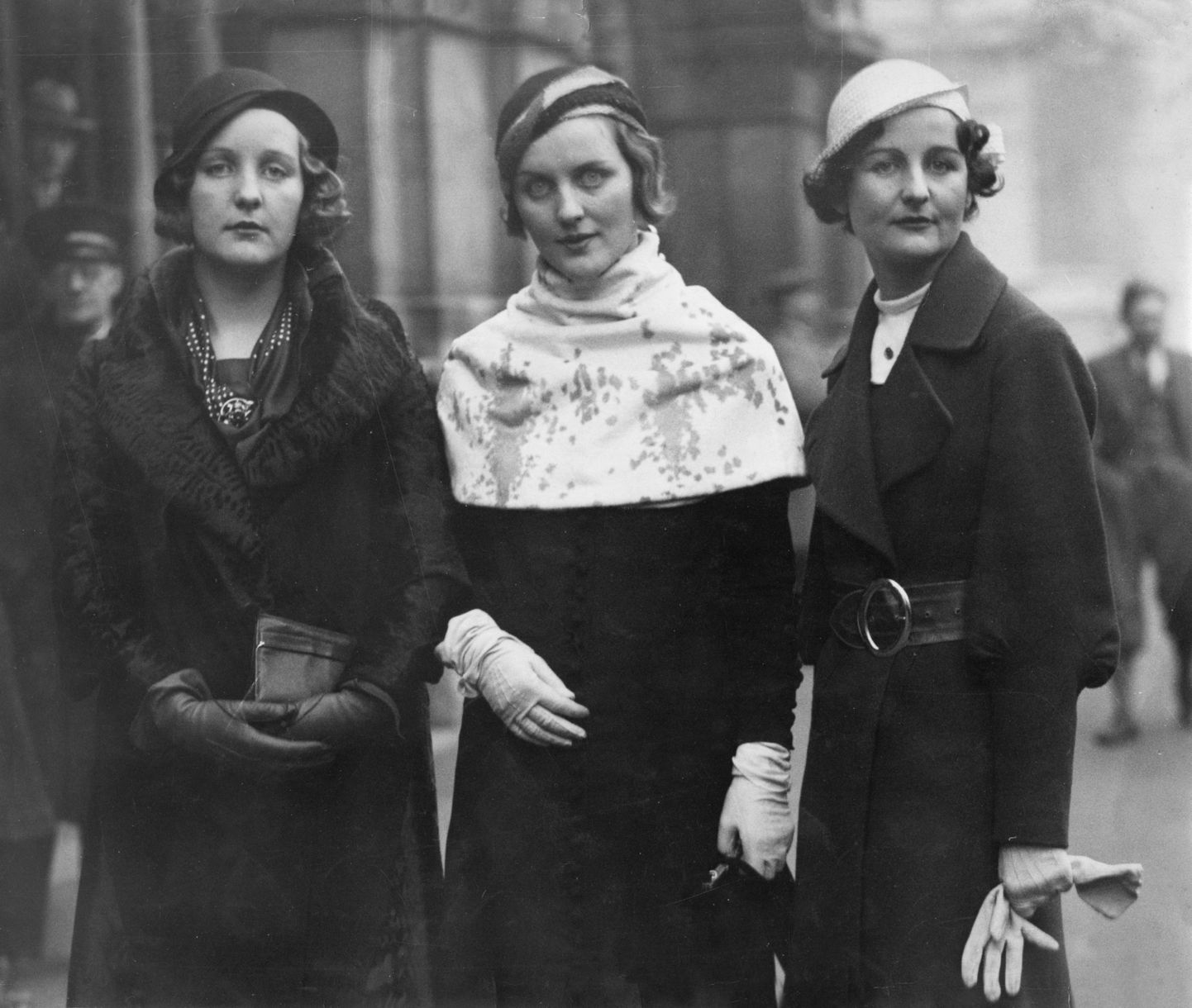 Kolm kuulsat Mitfordi õde: Unity (Unity Valkyrie Freeman-Mitford, 1914-1948), Diana (Diana Freeman-Mitford, hiljem Leedi Mosley, 1910-2003) ja Nancy (Nancy Freeman-Mitford, hiljem proua Rodd, 1904-1973). Pilt tehtud 1930ndatel.