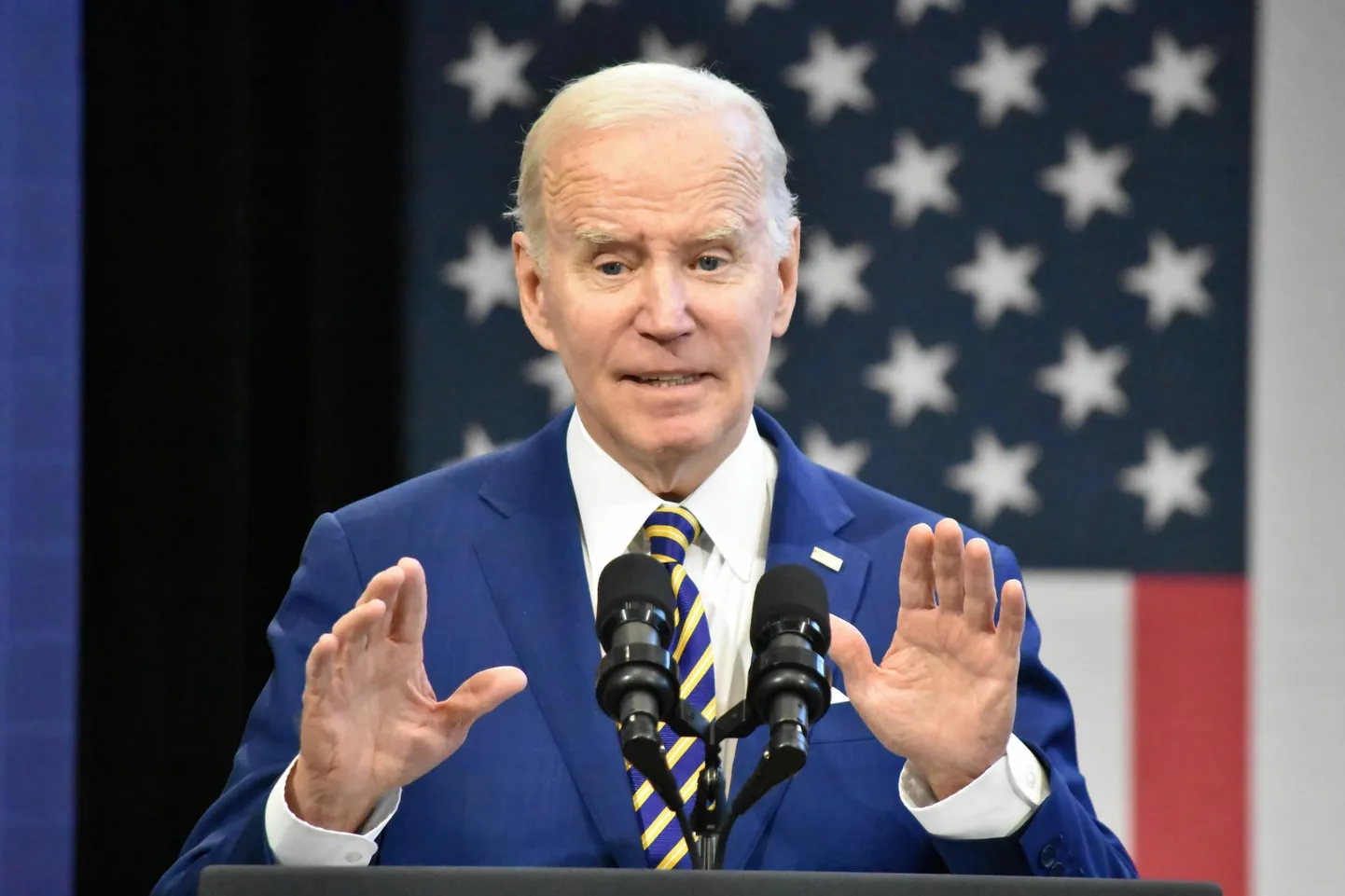 USA president Joe Biden üleeile kõnelemas Lanhamis Marylandi osariigis. 
