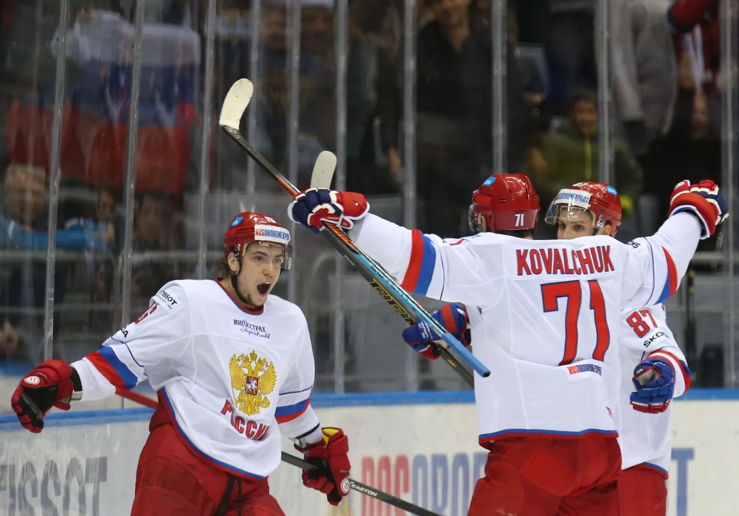 Сборная России по хоккею обыграла Финляндию в первом матче Кубка Первого канала.