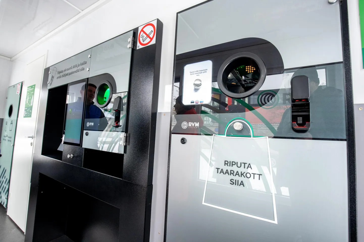 Ühena esimestest avati uudse tehnoloogiaga taaraautomaat Pärnus.