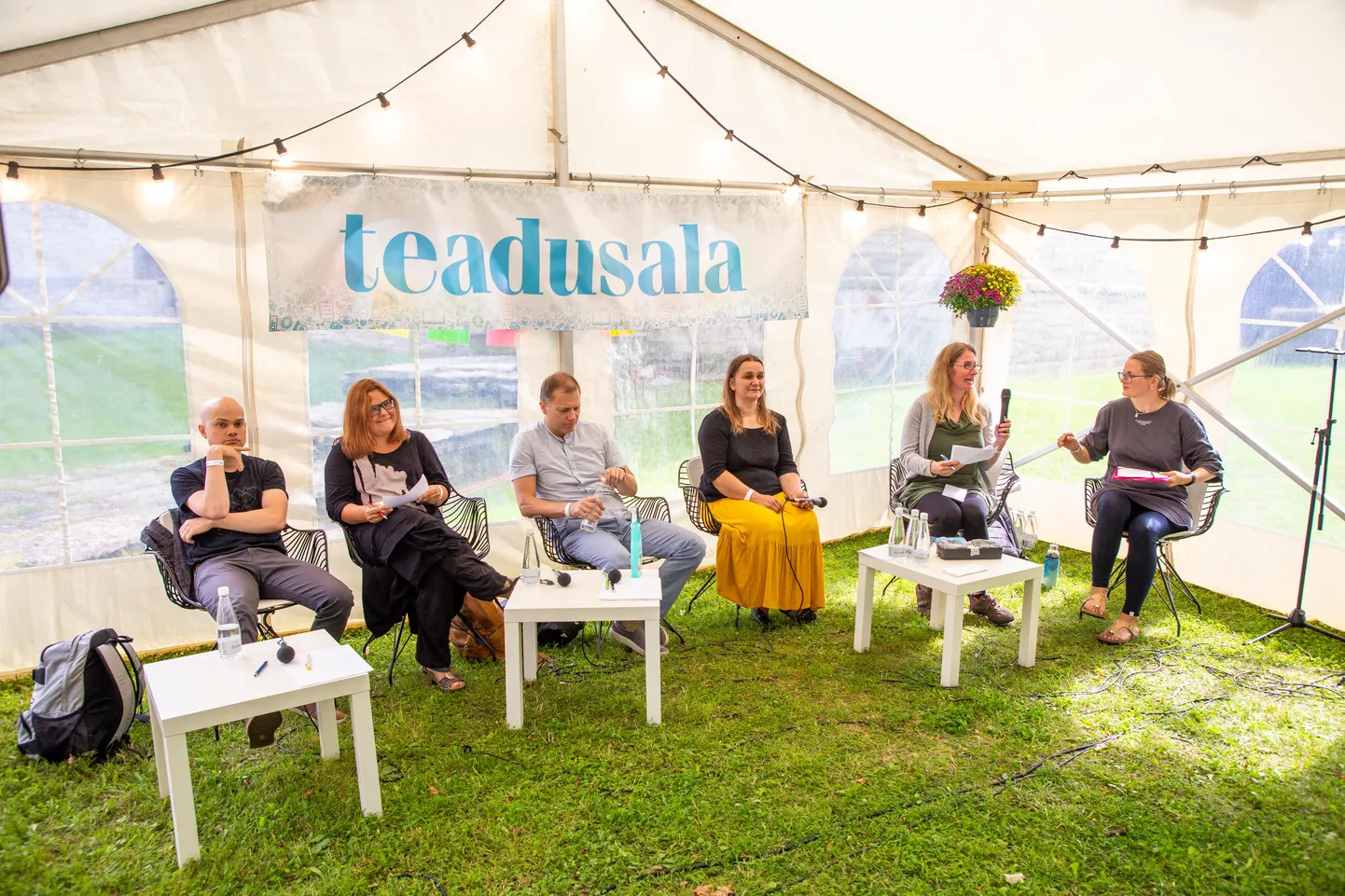 Teadlaste ja ekspertide arvamusi ning soovitusi järgitakse suure tähelepanuga, mistõttu on neist saanud justkui kriisiaja suunamudijad.