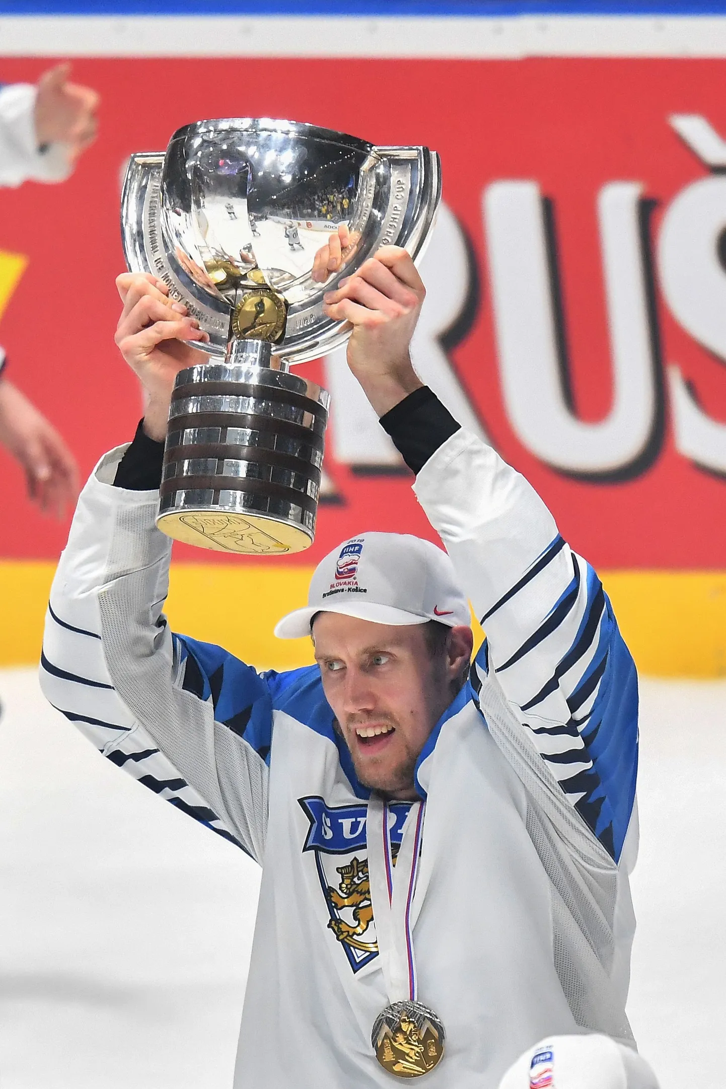 Soome hokikoondise kapten Marko Anttila maailmameistrikarikaga