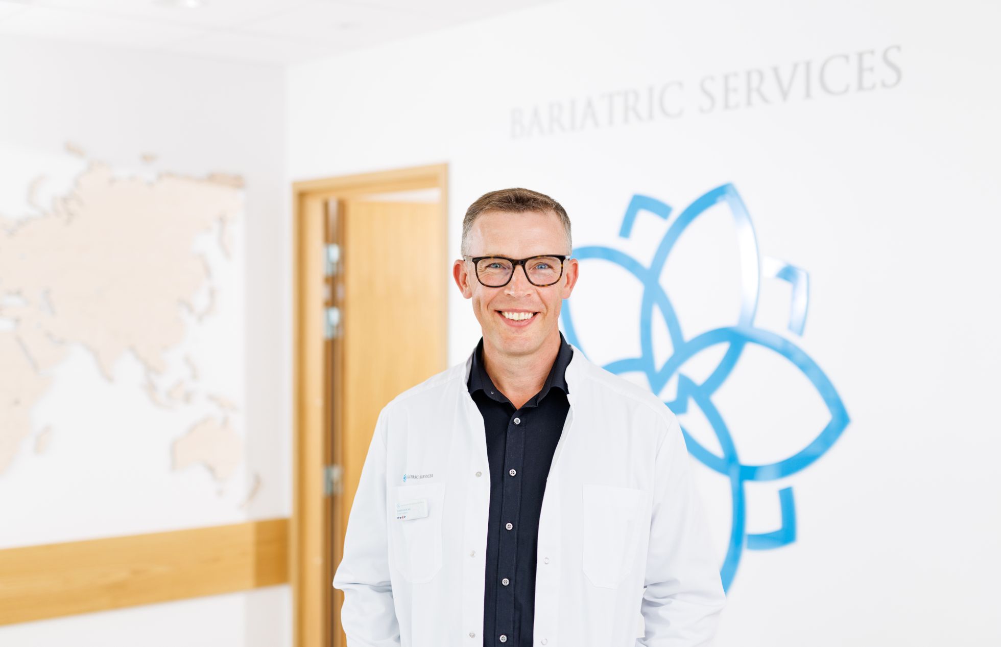 Kaalukirurgia Keskuse ülemkirurg doktor Ilmar Kaur teeb aastas ca 600 lõikust, olles Eestis kõige suurema kogemuspagasiga selles valdkonnas