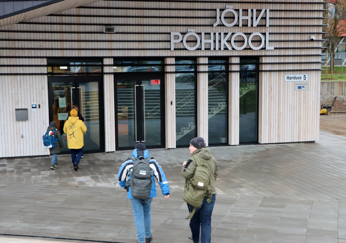 Jõhvi põhikooli õpilased soovivad fondi abil toetada lemmikloomade varjupaika. Pilt on illustratiivne.