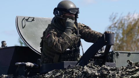 Законом закреплено обязательство с 2027 года выделять на оборону до 5% ВВП