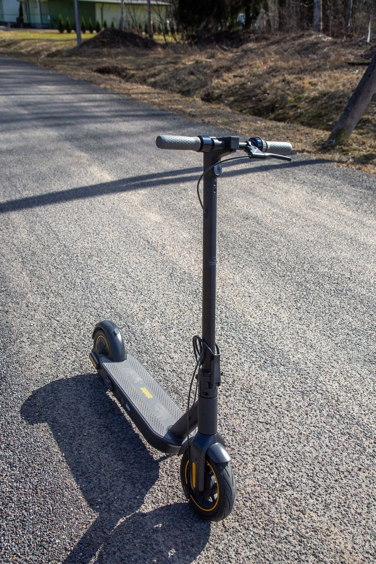 Elektritõukeratas Segway Ninebot suudab ühe laadimisega ideaaltingimustes läbida 60 km.