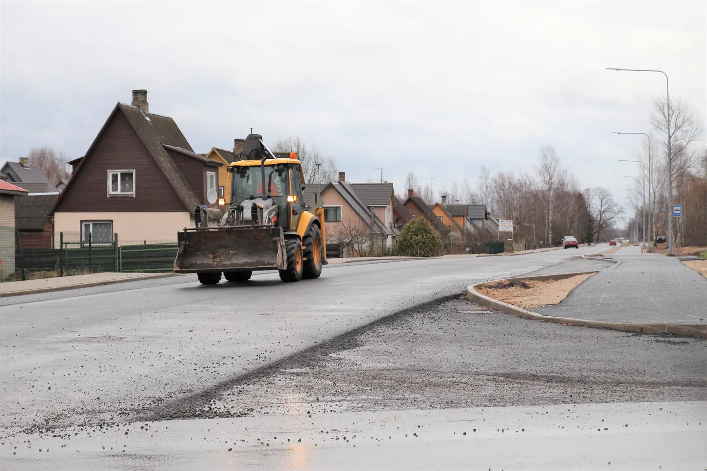 Võru linna 1,2 kilomeetri pikkune Jaama tänav sai uue ilme täies mahus.