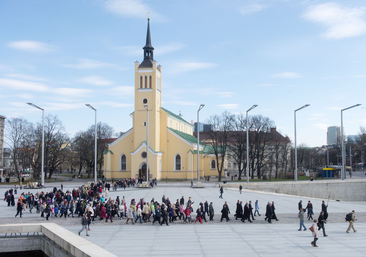 Ristiteerännak Suurel Reedel Tallinna südalinna kirikutes.