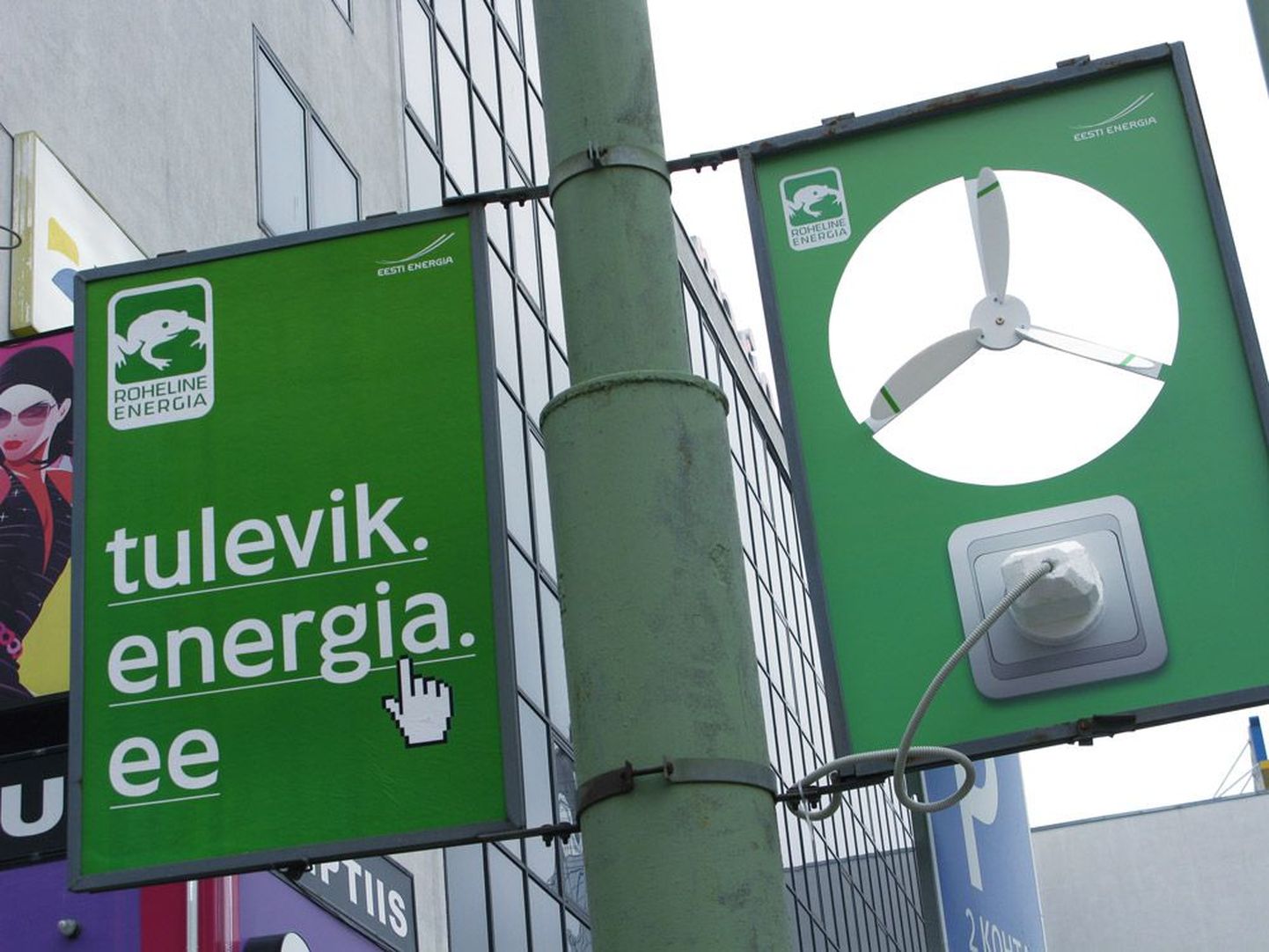Eesti Energia on juba tükk aega ka tänava­reklaamides veennud tarbijaid rohelise energia headuses.