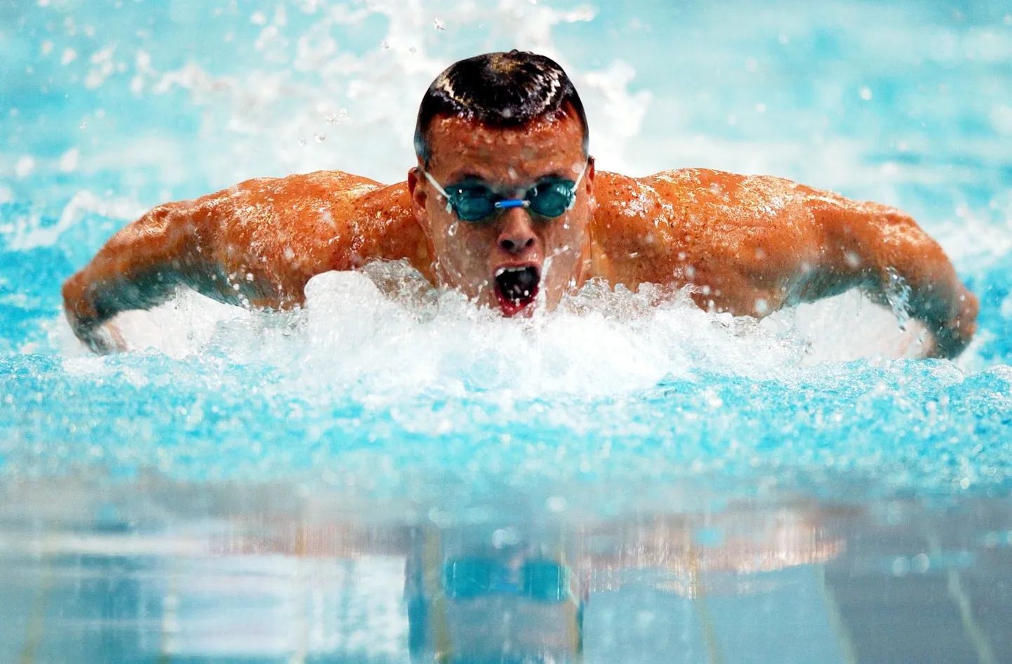 Призер Олимпийских игр по плаванию австралиец Скотт Миллер.