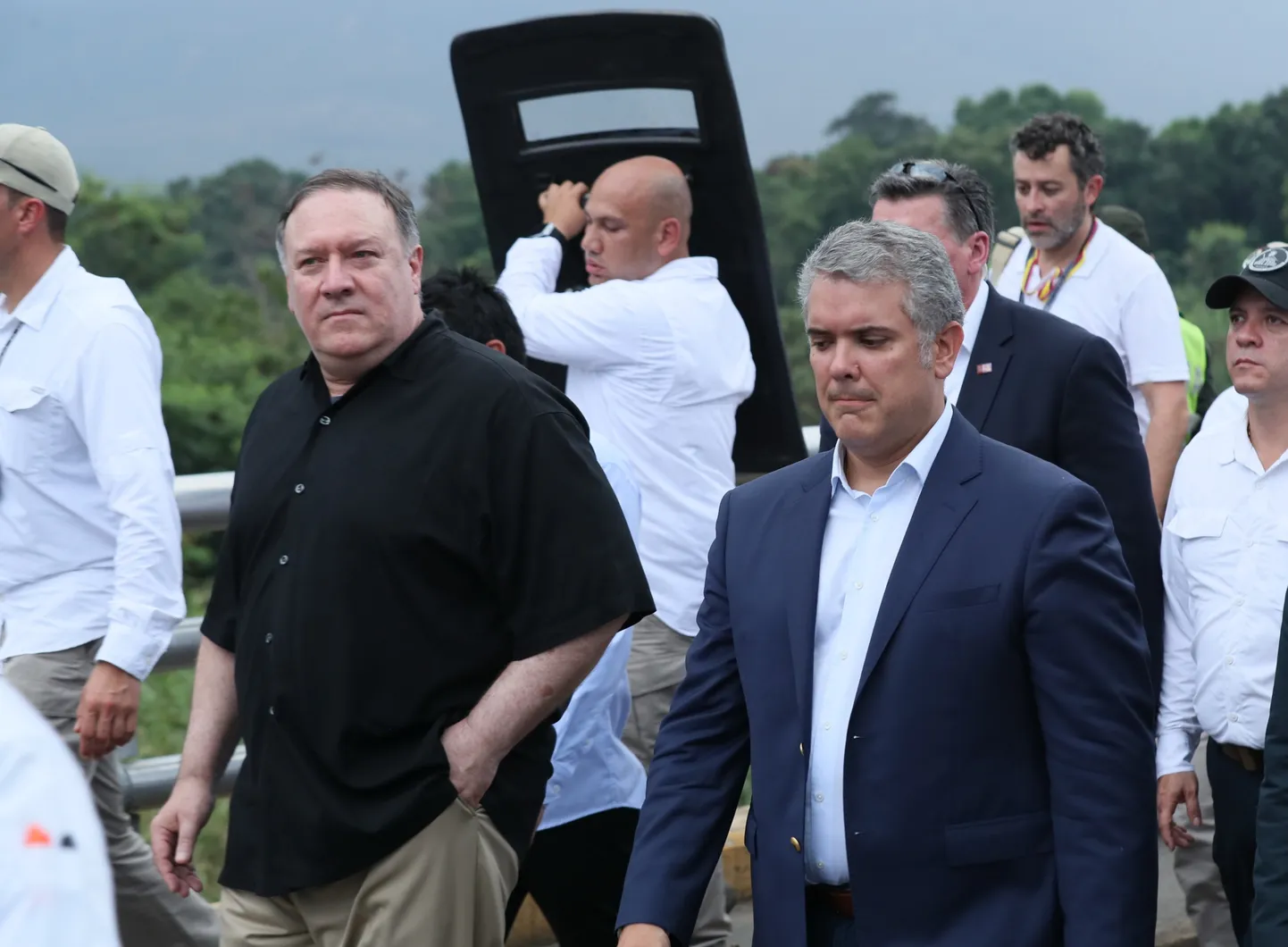 USA välisminister Mike Pompeo ja Colombia president Ivan Duque Venezuela piirile saabumas.