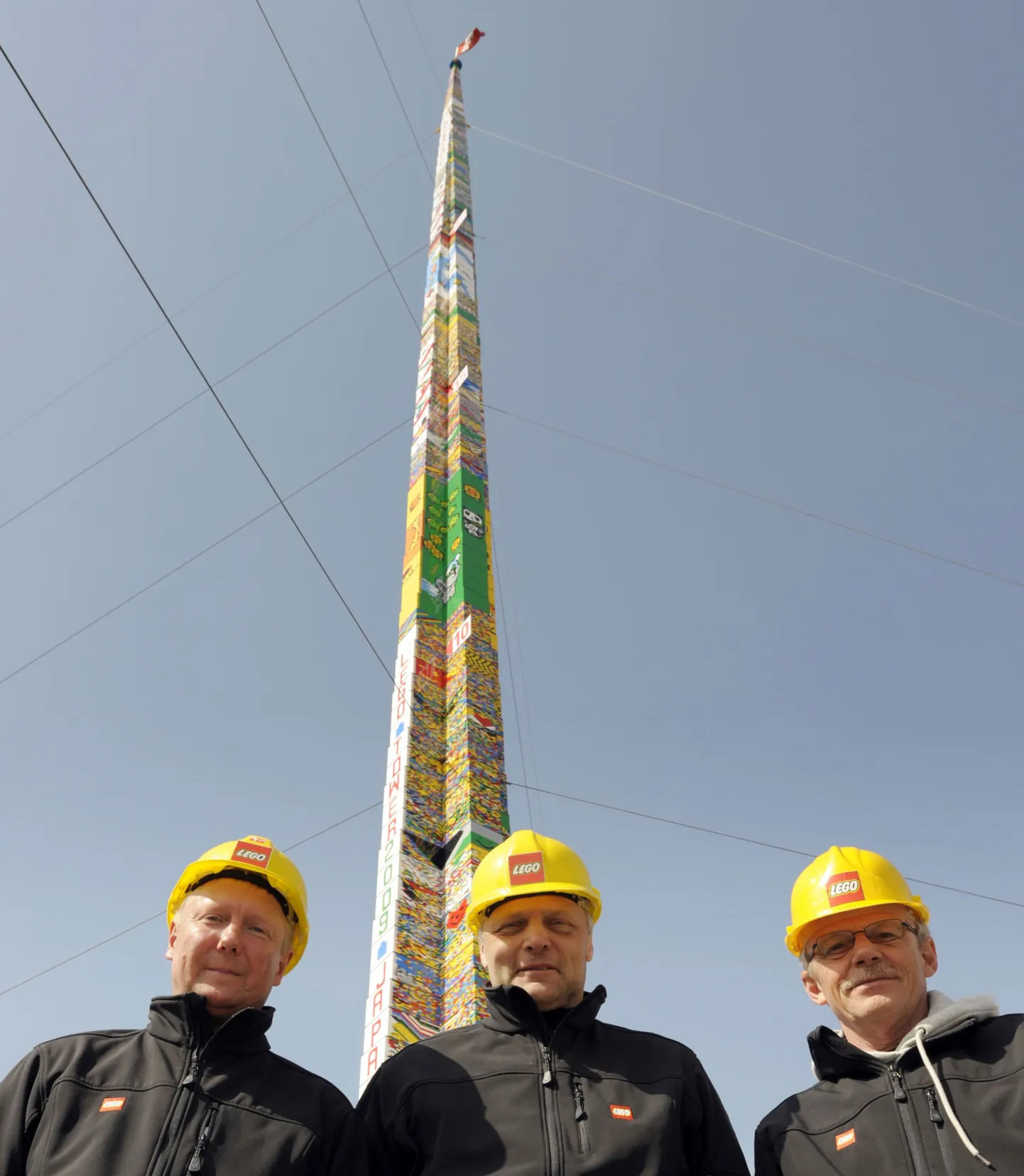 2009. aasta kevadel Tokyo lähedale lõbustusparki ehitatud Lego-klotsidest torn pole enam ammu maailma kõrgeim.