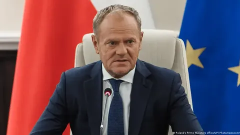 Премьер Польши: диверсии на железной дороге под Варшавой совершили два украинца, которые сотрудничали с российскими спецслужбами