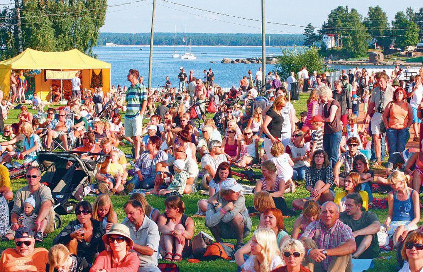 Juba esimesel Viru folgi päeval külastas festivali Käsmu rannas üle 4000 inimese.