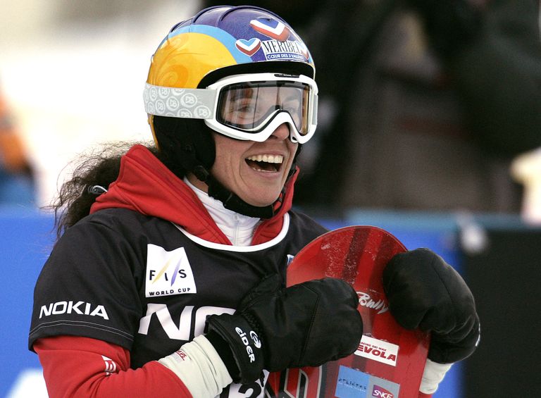 40-aastane Julie Pomagalski, endine lumelauatäht, hukkus Šveitsi alpides teisipäeval 23. märtsil.