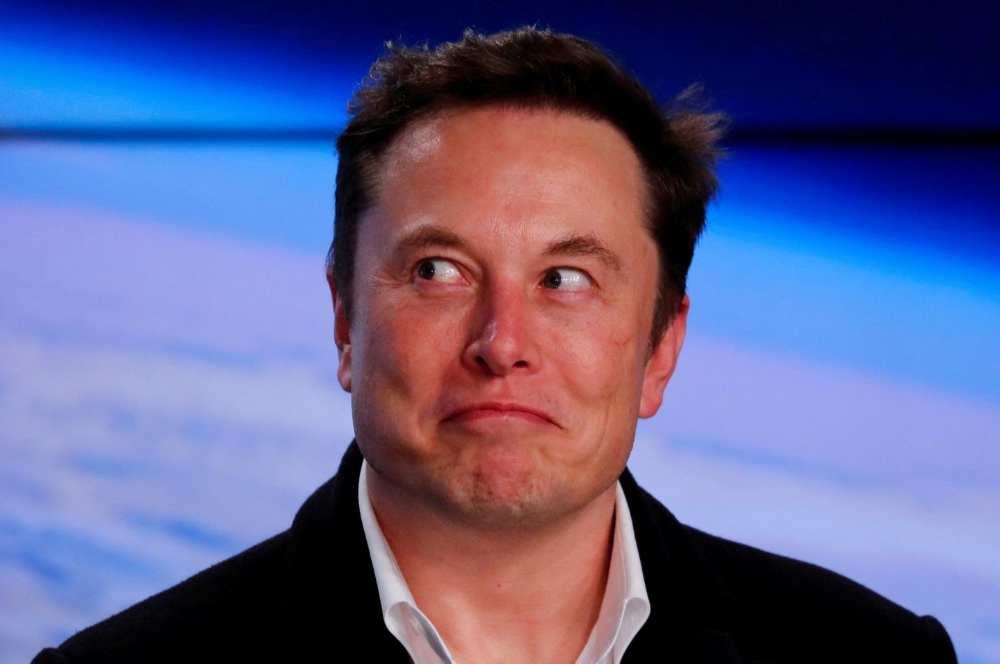 Elon Musk lükkas tagasi pakkumise astuda Twitteri juhatusse.