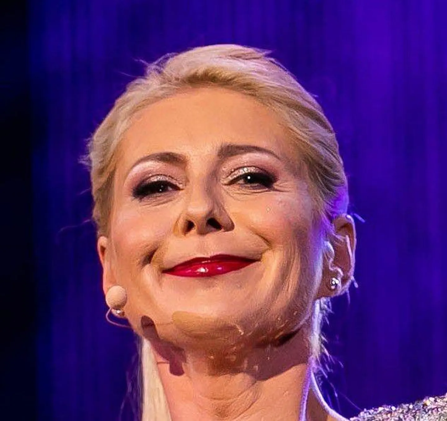 Lavastuses teeb uhke rolli Ülle Lichtfeldt.