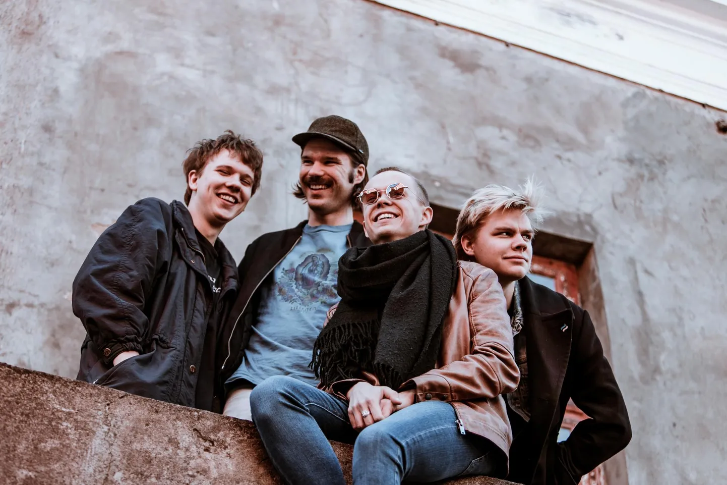 Indie-punt The Boondocks alustas Pärnus 2012. aastal. Villem Sarapuu (vasakult), Hendrik Tamberg, Romet Mägar ja Karl Kevad olid tollal koolipoisid. Praegu käib mõni neist ülikoolis, ent pikaaegne unistus on murda Euroopasse ja lääne muusikaturule ehk pühenduda bändile ja muusikale.