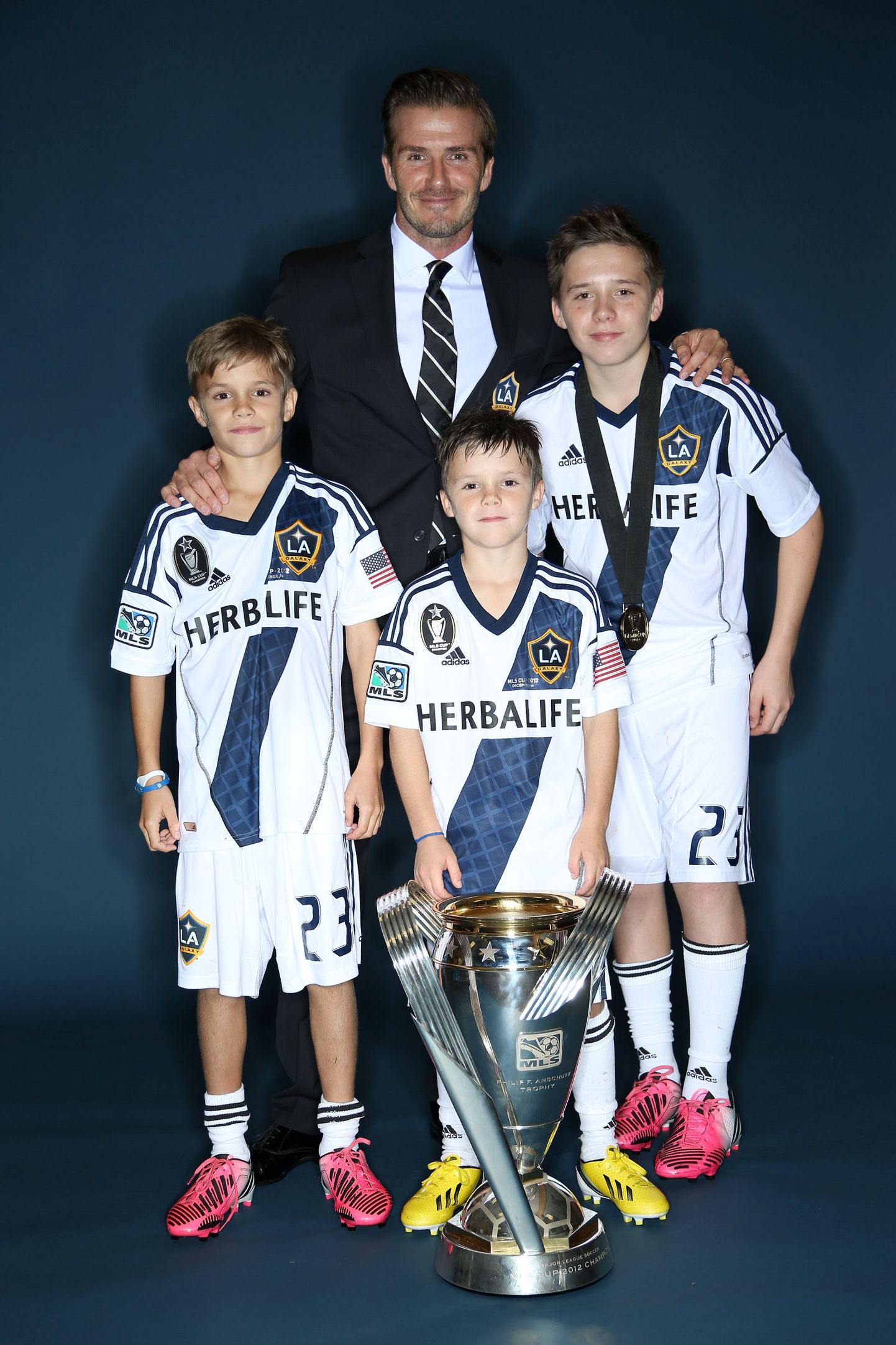 David Beckham koos poegadega.