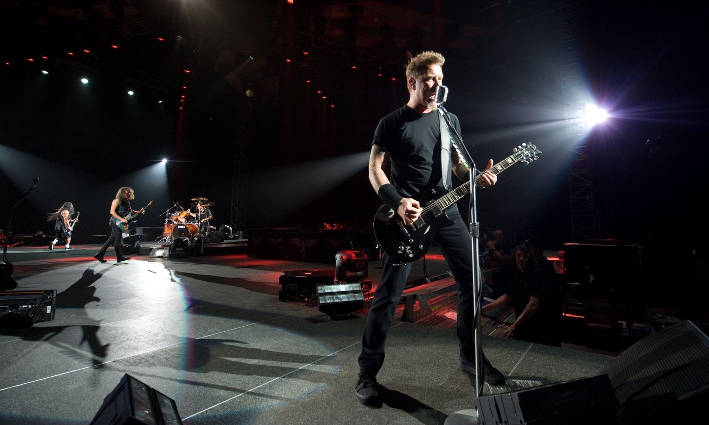 Metallica kontsert üheksa aastat tagasi Saku suurhallis.